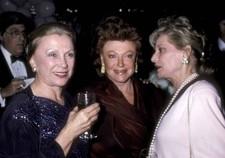 Rahel Dayan restauranteur Regine Zylberberg TV journalist Barbara - Old Photo 1 picture