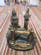 Resin Souvenir Building Tower Bridge Thomas Benacci London picture
