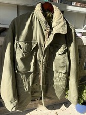 Vintage M-65 US Military Field Jacket Vietnam Era - Medium Short W/ Medium Liner picture