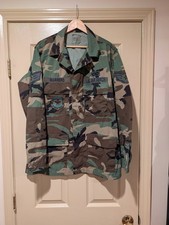 VTG 1999 USAF Woodland Camo BDU Combat Jacket Medium Regular Aircrew AMC Patches picture