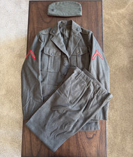 Original WWII USMC 1st Marine Div KIA Peleliu Named PFC Doughtie Uniform Group picture