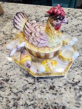 Vtg Italian majolica Hen On Nest With Chick Egg Holders, Salt, & Pepper Shaker picture