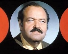 William Conrad as Frank Cannon in classic TV series Cannon intro 8x10 inch photo picture
