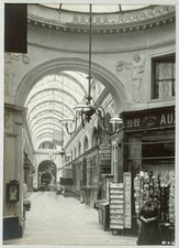 Galerie Vivienne number 20 22 row Anonymous photograph about 1880 - Old Photo picture