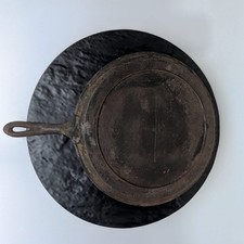 #10 Antique 1800's Cast Iron Gate-Mark Gate Scar Mark Pan Griddle 12” As Found picture