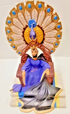 WDCC DISNEY SNOW WHITE QUEEN titled Enthroned Evil picture