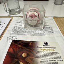 1996 World Series Official Baseball Derek Jeter Signed Autographed Baseball picture