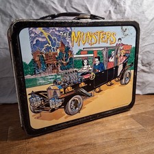 The Munsters Collectible Metal Lunchbox No Thermos 24 Pics Bright Colors picture