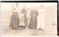 c1909 Multi Generation Family Group Women and Children RPPC Postcard Rural Scene picture