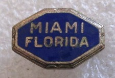 Vintage City of Miami, Florida Tourist Travel Souvenir Collector Pin picture