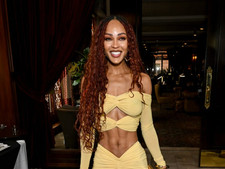 BEAUTIFUL MEAGAN GOOD 8X10 PHOTO picture