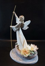 LLADRO Porcelain Figurine *Rare* The Enchanted Lake #7679 picture