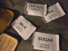 WW2 reproduction British Tea ration and emergency chocolate, new,old stock picture