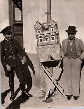 1930s BOLIVIA POLICE UNIFORM LA PAZ STREET SCENE VENDOR VINTAGE ORIG PHOTO 759 picture