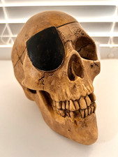 VINTAGE RANDOTTI ORIGINAL LG.PIRATE SKULL GLOWS IN THE DARK MARKED RANDOTTI #844 picture