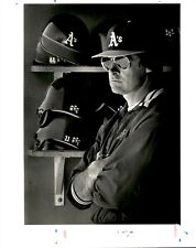LG952 Original Photo TONY LARUSSA OAKLAND A'S MANAGER IN TEAM DUGOUT BASEBALL picture