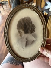 Antique 1910s Champlain Studios Woman Portrait Oval Gilt E. Schoepflin Frame picture