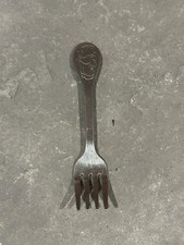 Vtg Tommee Tippee child's Fork featuring a Winnie the Pooh - A picture
