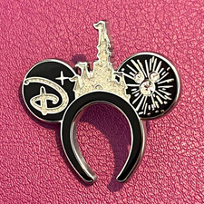Disney 2025 WDW Hidden Mickey Ear Headbands Pin Super Chaser Cinderella Castle picture