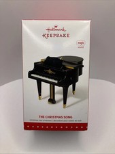 Hallmark Keepsake 2015 “The Christmas Song” Grand Piano Ornament 626-25 picture