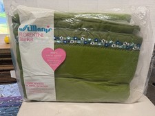 VTG St. Marys Florentine Blanket 72X90 Acrylic Cottagecore Thermal Twin Double picture
