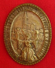 ANTIQUE MARY Pin 1921 OUR LADY STRASSBOURG GYMNASTICS COMPETITION PIN Souvenir picture