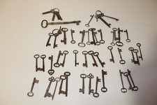 Huge Lot 52 Vintage Antique Skeleton Keys picture