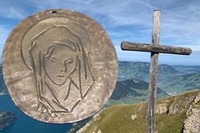 Brass Madonna Virgin Mother Mary Wall Hanging picture