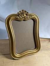 Vtg I.I.C. Intercraft Resin 1978 Gold Colored Ornate Photo Frame Made in USA picture