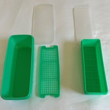 VTG Set of 2 Tupperware Jadeite 782-6 & 892-2 Celery Produce Keepers w/Lids picture