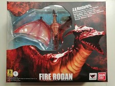 S.H. MonsterArts Godzilla Fire Rodan Figure Bandai Kaiju 2012 JP w/Box picture
