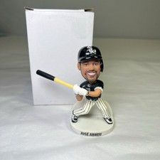 Chicago White Sox Jose Abreu Bobblehead Magnet With Box Stadium Giveaway SGA picture