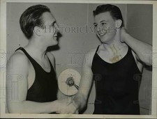 1941 Press Photo Otto Jaretz awarded Nat'l AAU medal for Outstanding Performance picture