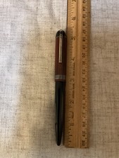 VINTAGE EVERSHARP SKYLINE FOUNTAIN PEN  14K MEDIUM NIB 5 1/4'' LONG picture